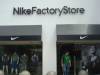 Nike, Ropa, zapatillas y accesorios deportivos para damas y varones.