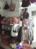 Emporio, Carteras, zapatillas, botas, accesorios femeninos. 
