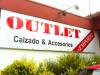 Emporio, Carteras, zapatillas, botas, accesorios femeninos. 