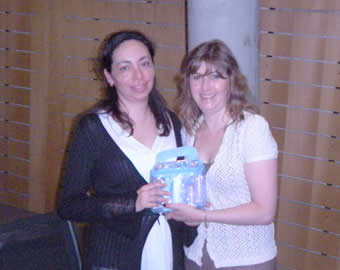 Carolina Fernández ganadora del set Jonson's Baby Jimena Troncoso.
