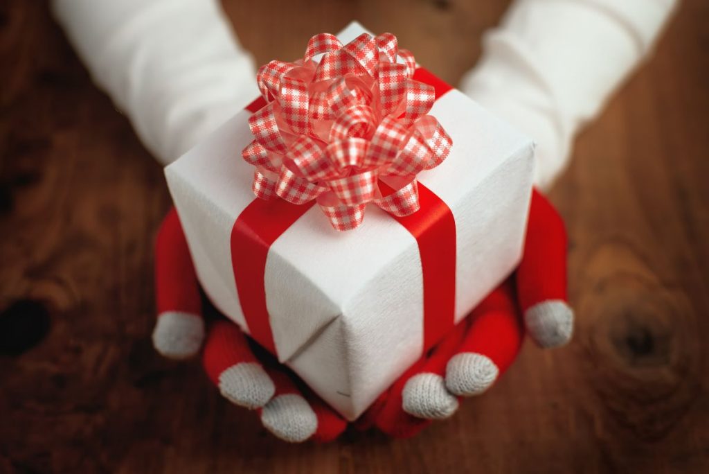 decorar cajas de regalos