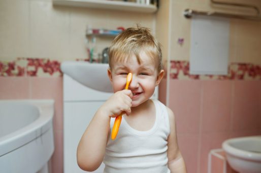 El cepillado de los dientes en niños