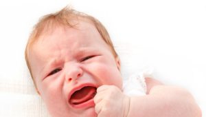 qué hacer cuando el bebé se golpea la cabeza