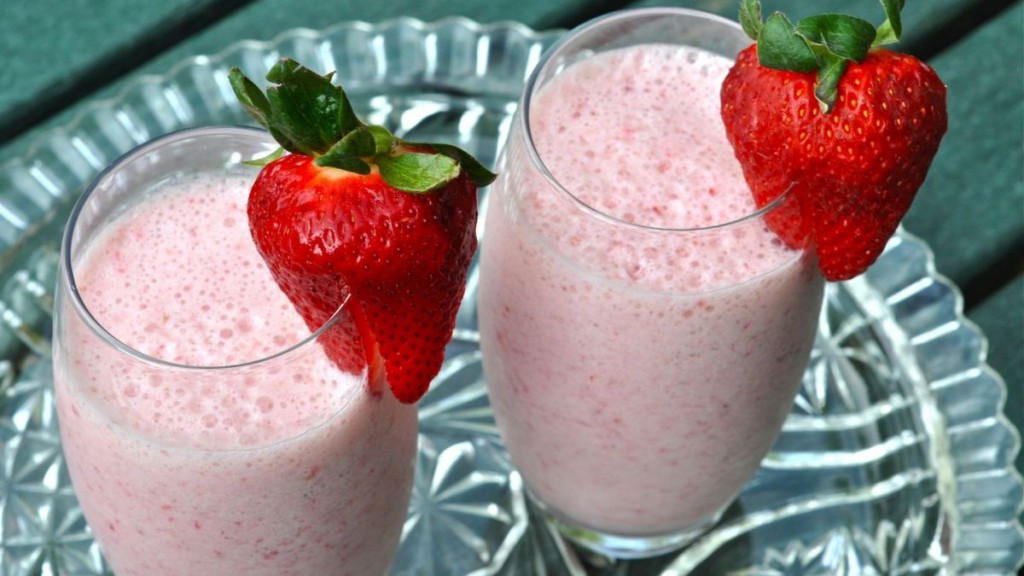 leche con frutilla
