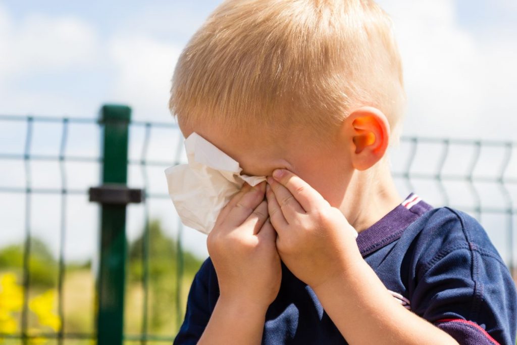 consecuencias de castigar públicamente al niño