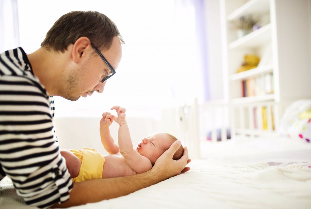 papá y bebé