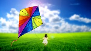beneficios que trae a los niños volar cometas junto a sus padres