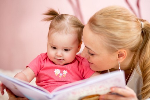 Importancia de leerle cuentos al bebé