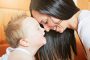Qué causa el olor del bebé en la madre