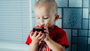 El peligro real de las gaseosas y las colas en los niños y adolescentes
