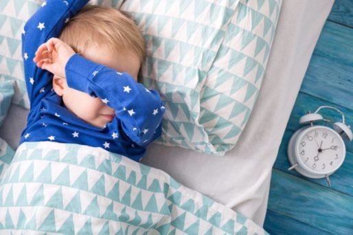 A qué edad debe usar almohadas el bebé