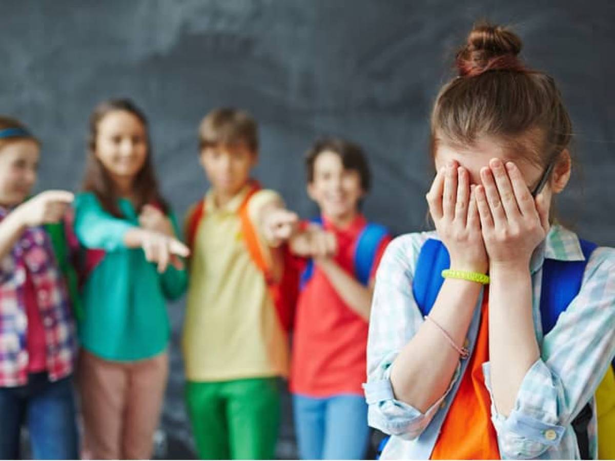 Cómo empoderar a tus hijos para defenderse de las burlas