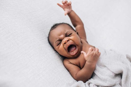 Cómo se reconoce el cólico en un bebé