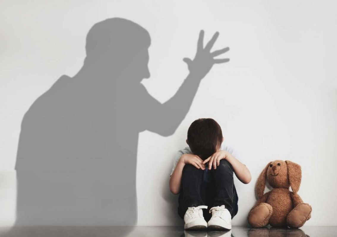 Maltrato infantil-Violencia