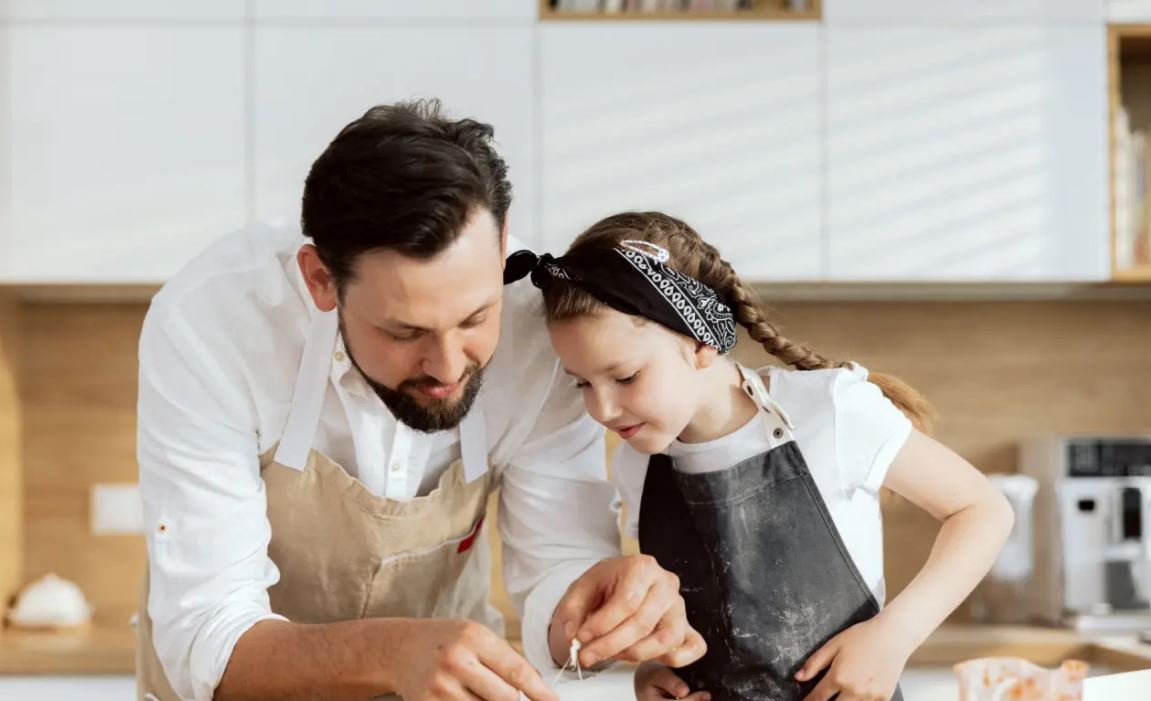 Padres e hijos-Cocinar