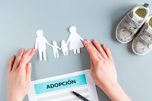 La adopción es una alternativa para aquellos que desean ser padres por la vía legal