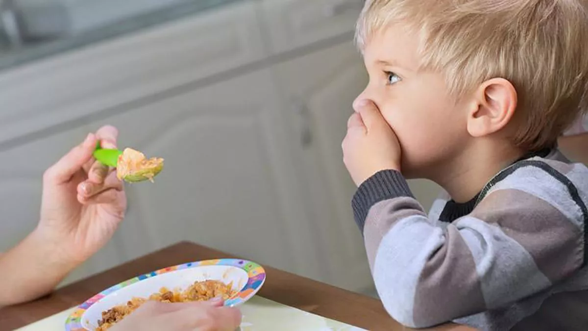 Qué hacer cuando los niños se niegan a comer