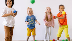 La importancia del juego en el desarrollo de los niños: más allá de la diversión