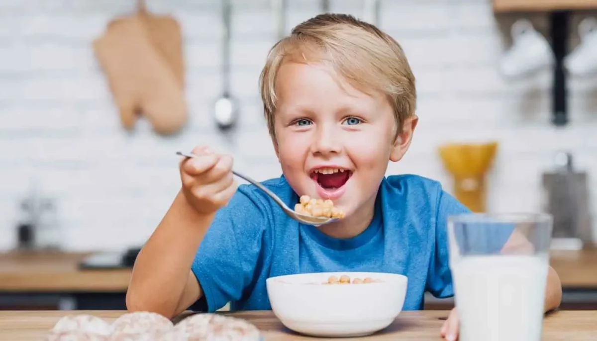 Desayunos saludables para niños en edad escolar