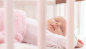 Guía para enseñar a tu bebé la diferencia entre el día y la noche