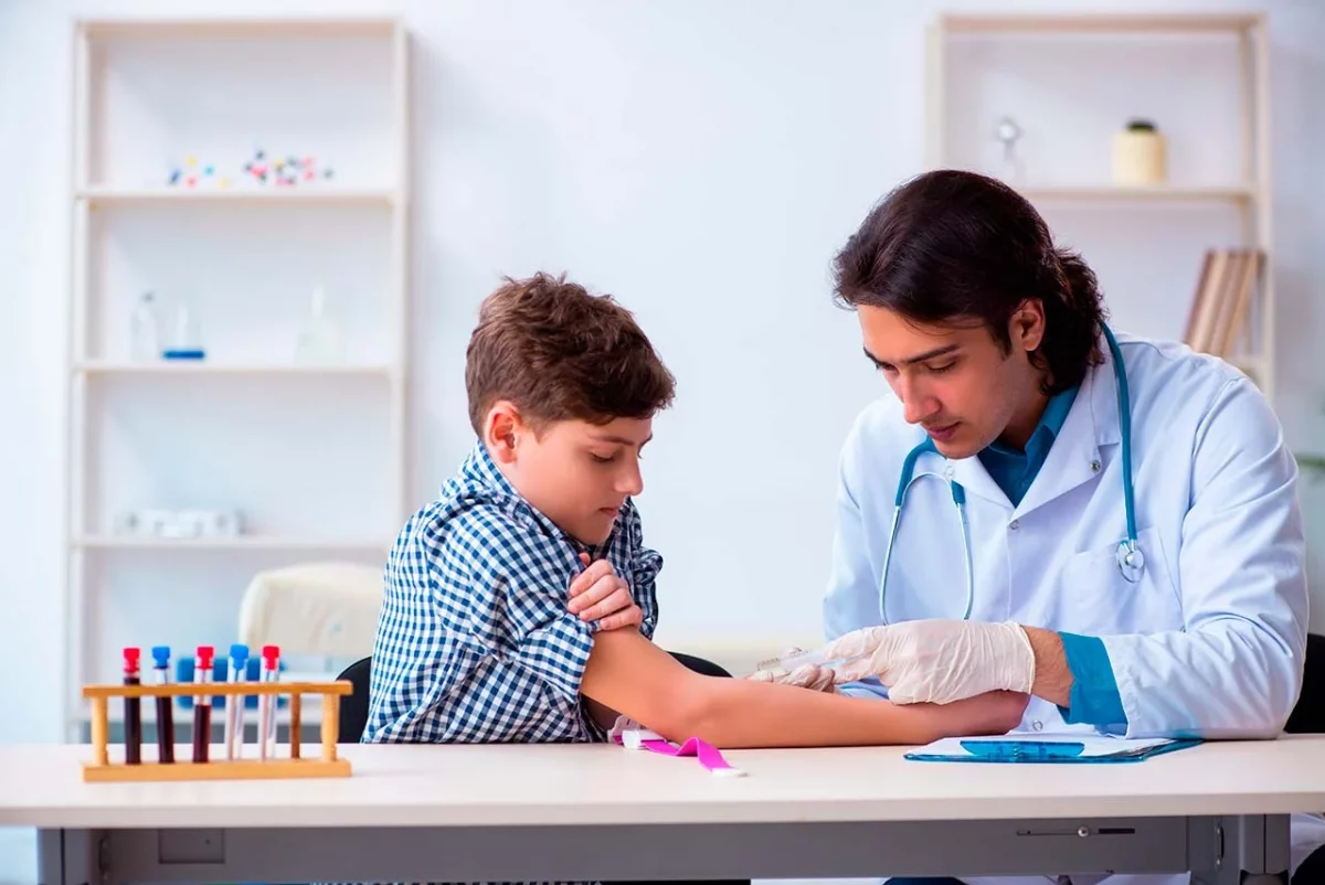 Análisis de sangre en niños y adolescentes