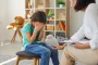 Frustración infantil: 😠 ¿Por qué mi hijo se frustra tan rápido? La ciencia detrás de sus emociones